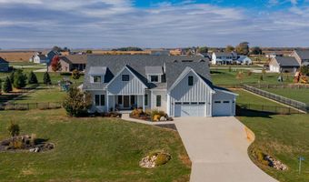 5247 Harvest Rd, Ames, IA 50014