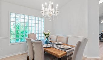 1193 LINKSIDE Ct E, Atlantic Beach, FL 32233