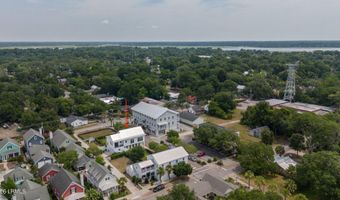 706 Bladen St, Beaufort, SC 29902