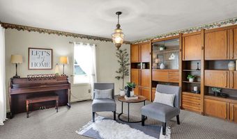 405 E Howard Ave, Arcadia, IN 46030
