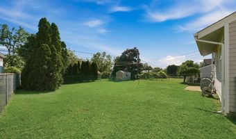141 S SHELLEY Dr, Claymont, DE 19703