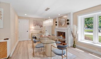 447 Maymont Dr, Ballwin, MO 63011
