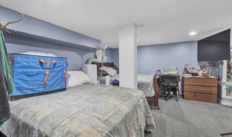 33 Murray St, Ansonia, CT 06401