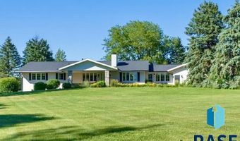 48156 268th St, Brandon, SD 57005