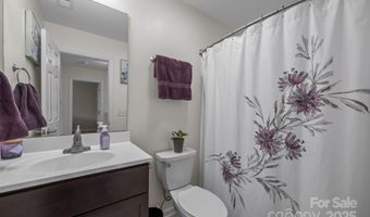 1026 Baldwin Commons Dr, Arden, NC 28704