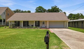 319 Eastview Dr, Biloxi, MS 39531