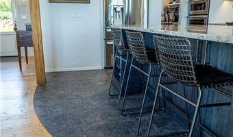1448 Mohegan Trl, Block Island, RI 02807