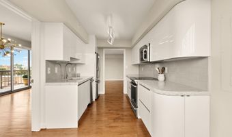 5000 BATTERY Ln 804, Bethesda, MD 20814