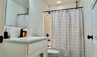 422 17th St, Bedford, IN 47421