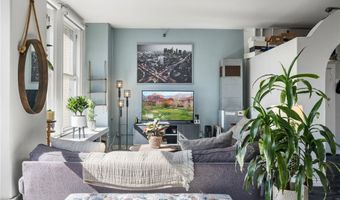 215 W 7th St 1008, Los Angeles, CA 90014