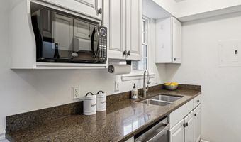 4619 28TH Rd S B, Arlington, VA 22206