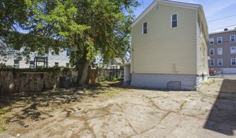 11 Bell St, Bridgeport, CT 06610