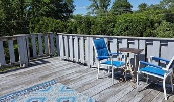 661 Washington St, Coventry, RI 02816