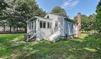 9 Courtland Dr, Narragansett, RI 02882
