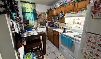 347 N 8th St, Allentown, PA 18102