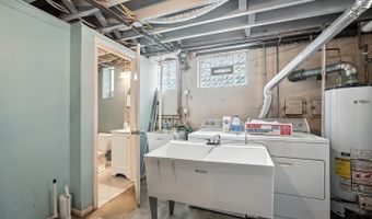 3191 Glenmore Ave, Cincinnati, OH 45211