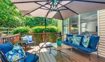 55 Sydney Ct, Atlantic Highlands, NJ 07716