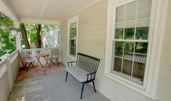 27 Princeton St, Bangor, ME 04401