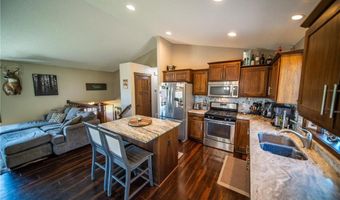 426 Creek Ave, Delano, MN 55328