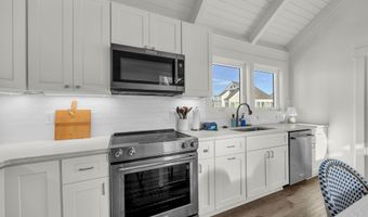 305 S Bald Head Wynd 10, Bald Head Island, NC 28461