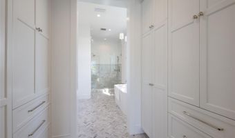 215 SYCAMORE Ave, Anna Maria, FL 34216