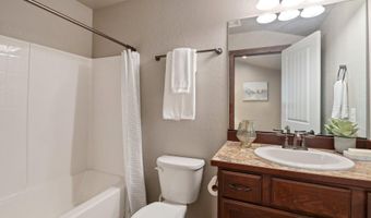 702 Glacier Loop Rd, Bayview, ID 83803