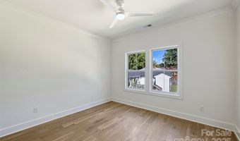 1421 Winston Dr, Charlotte, NC 28205