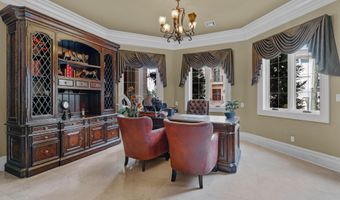 32 BENMORE Ter, Bayonne, NJ 07002