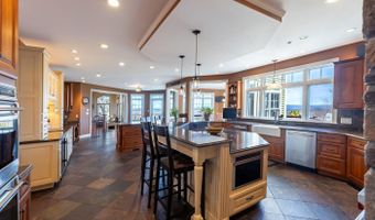 6 Crescent Dr, Bow, NH 03304