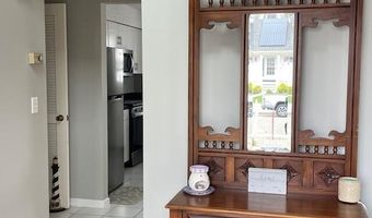 32 Toppinglift Dr, Bayville, NJ 08721