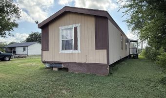 723 Kayroe Rd, Adkins, TX 78101