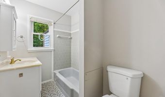 4712 SPRINGBROOK Dr, Annandale, VA 22003