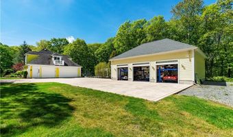 15 Justin Rd, East Greenwich, RI 02818