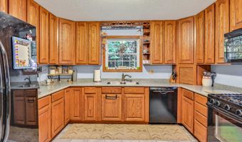 42 Lee Dr, Albion, ME 04910