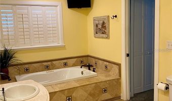 6310 COCOA Ln, Apollo Beach, FL 33572