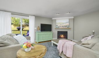 31 Wynwood Dr 31, Cromwell, CT 06416
