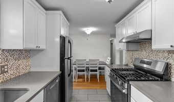 16 Flynn Ave, Cranston, RI 02920