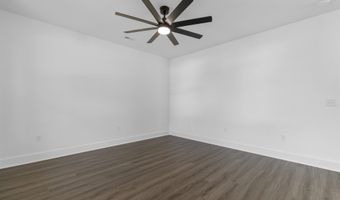 210 N Morgan Ave, Andrews, SC 29510