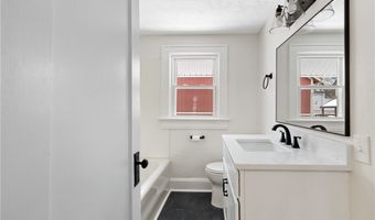 378 Cross St, Akron, OH 44311