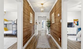 782 Water St, Biloxi, MS 39530