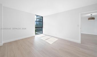 20400 W Country Club Dr 610, Aventura, FL 33180