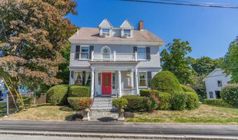 1055 Washington St, Bath, ME 04530