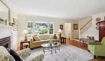 22 Concord Rd, Danbury, CT 06810