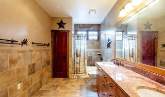 8 Funny Bird Ln, Buffalo, WY 82834
