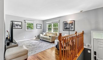 8014 KIDD St, Alexandria, VA 22309