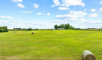 9012 NW State Route 52 Hwy, Amoret, MO 64722