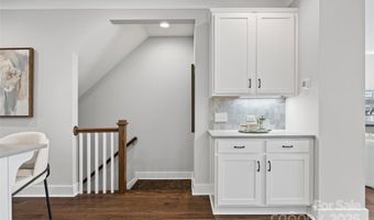 1162 E 36th St 1162, Charlotte, NC 28205