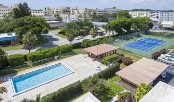 7 Atrium Cir D, Atlantis, FL 33462