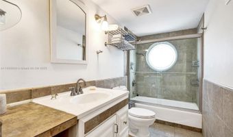 1000 W Island Blvd 1909, Aventura, FL 33160