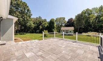 112 Anthony Rd, Tolland, CT 06084